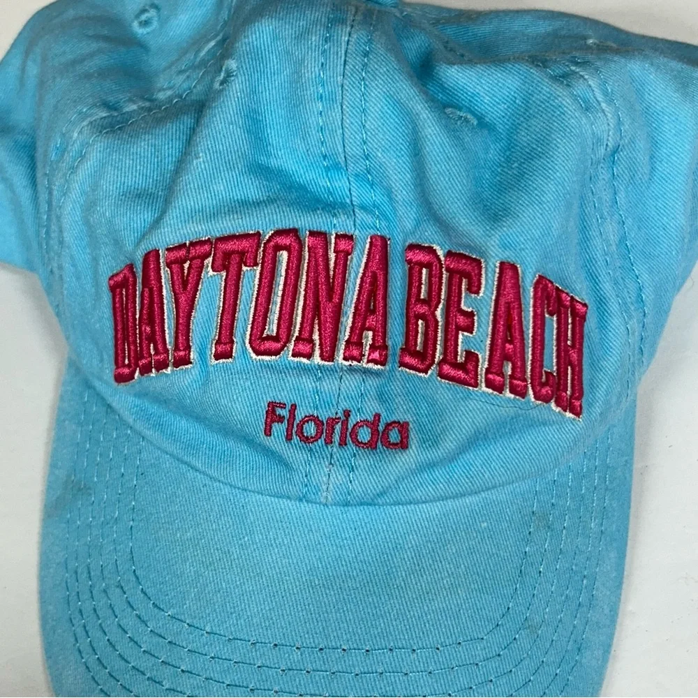 Robin Ruth 3D‎ Embroidered Aqua Daytona Beach Hat